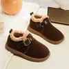 Zapatos de algodón para niños 2025 nuevo estilo de invierno para niñas con felpa cálida zapatos estilo coreano Birkenstock zapatos de velcro frijol