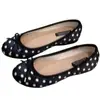 Zapatos Planos Ballet para Mujer, Estilo Francés, Satinados con Lunares, Puntiagudos Redondos, Slip-On, Corte Bajo, Suela Suave, con Lazo