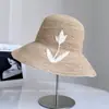 Sombrero de Pescador de Ganchillo Hecho a Mano de Rafia para Mujer Verano Bordado de Tulipán Moda Sombrero Cubeta Sombrero de Paja Protector Solar para Exteriores