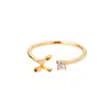 Anel de letra AliExpress 26 letras AZ banhado a ouro 18K anel neutro anel de dedo criativo joias por atacado