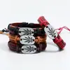 Pulseira de Couro Trançado Artesanal Estilo Retrô Europeu e Americano com Acessórios de Folha de Bordo em Liga, Joia de Pulseira Elástica Ajustável