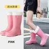 Botas de lluvia para mujer de caña alta, estilo cordón, engrosadas para mayor calidez y moda, antideslizantes, adecuadas para adultos e impermeables para usar en la cocina