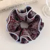 Cintura de Tela Paisley Color Café Blanco y Negro Vintage, Lazo para el Cabello con un Toque de Lujo, Goma para Recoger el Cabello tipo Scrunchie con Diseño Floral