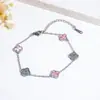 Pulsera de Acero de Titanio Trébol de Cuatro Hojas Cinco Pétalos para Mujer Acero Inoxidable de Lujo Ligero Pulsera de Acero Inoxidable Chapada en Oro Real Trébol de Cuatro Hojas