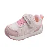 Nuevos Zapatos Deportivos para Niños Primavera y Otoño Zapatos para Bebés Niños Suela Suave Zapatos de Papá Niñas Correr Transpirables Casuales Zapatos Individuales