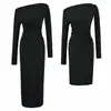 Elegante vestido negro de un solo hombro y manga larga para mujer, perfecto para otoño. Este vestido entallado que realza la figura acentúa tu cintura y caderas, creando una silueta chic y elegante.
