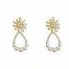 @Procesando Artículo: Pendientes de Girasol Super Brillantes Completamente Incrustados de Diamantes con Forma de Gota de Agua para Mujer, Exquisitos y de Alta Gama, Pendientes de Botón Versátiles