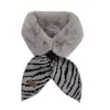 Cachecol de Pelúcia Inverno Tendência, Gola Cruzada de Pelo Versátil da Moda Nicho Cachecol de Pelo Quente Atacado