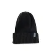 Nuevo Sombrero de Lana para Hombre Estilo Coreano Moda Cálido Resistente al Frío Etiqueta de Tela Gorro Tejido Protección para las Orejas para Mujer Sombrero Versátil Moda Japonesa