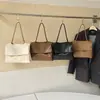 Bolsa de grande capacidade, nova coleção outono/inverno 2026, maleta retrô da moda, design único, bolsa de ombro feminina, bolsa transversal, bolsa grande, moderna