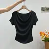 Camiseta Sexy de Manga Curta Off-Shoulder Cor de Damasco para Mulheres, Verão 2025, Top Hot Girl Irregular Slim Fit que Marca a Cintura Emagrecedor