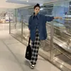 Foto Real de Chaqueta Camisa de Mezclilla Suave Nueva, de Capas, Estilo Coreano, Versátil, Ajuste Holgado, Material Grueso, Disponible en Azul, Otros Estilos Europeos y Americanos