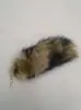 Venta al por mayor del fabricante Colgante de Llavero de Piel de Cola de Zorro Accesorios de Piel Colgante para Bolso Atrezo para Escenario de Actuación