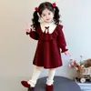 Elegante Vestido de Punto Otoño e Invierno para Niñas Bebé 2026 Nuevo Vestido Suéter de Princesa Espeso Moda de Invierno