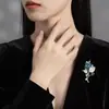Europeu e Americano Transfronteiriço Planta Flor Haste Elegante Moda Orquídea Design de Nicho Versátil Moda Terno Broche Decorativo