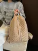 Mochila acolchada con patrón de rombos, nueva moda, simple, ligera, gran capacidad, adecuada para ir al trabajo, viajar y estudiantes, mochila casual versátil