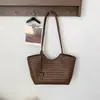 Bolsa Tote Casual y Versátil de Alta Capacidad y Alto Valor Transfronteriza para Mujer, Nuevo Modelo 2026, Gama Alta, Bolso de Hombro Sencillo para el Día a Día