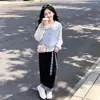 Conjunto de otoño estilo universitario para niñas: Chaleco dulce estilo coreano, camisa con cuello de muñeca y pantalones largos de retazos a cuadros retro - un conjunto de tres piezas