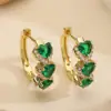 Aogu Venta Cruzada Popular Simple Accesible Lujo Chapado en Cobre Oro de 18 Quilates Corazón Circonita Geométricos Pendientes para Mujer Nicho Pendientes de Gama Alta