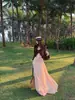 Conjunto de Férias na Praia para Mulheres, Top Cropped de Manga Longa com Decote V e Babados de Verão com Saia Evasê Cauda de Peixe Emagrecedora