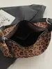Bolso Tote de Gran Capacidad con Textura Estilo Perezoso Estampado de Leopardo 2026 Nuevo Personalidad Viaje al Trabajo Elegante Bolso de un Solo Hombro Bajo el Brazo