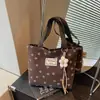 Bolsa Feminina de Grande Capacidade 2026 Novo Estilo Coreano Versátil Ombro Único Transversal Moda Trabalho Bolsa Tote de Mão