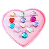 Anillo de juguete de piedras preciosas de colores para niños, pulsera de princesa para bebé niña, una variedad de joyas de regalo pequeñas para niñas de preescolar
