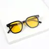 Óculos de sol personalizados Double M de novo estilo coreano, lentes oceânicas de cor clara, óculos de armação preta, óculos de sol infantis da moda