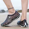 Zapatos Cruzados de Cocodrilo para Hombre Verano Nuevo Estilo Zapatos de Playa para Exteriores para Hombre Sandalias de Punta Cerrada Suave de Moda Tendencia para Hombre