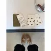 Calcetines de punta de cachorro color verde para mujer de principios de otoño, estilo casual de dibujos animados lindos japoneses, calcetines versátiles y juveniles hasta la mitad de la pantorrilla