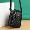 Venta al por mayor de bolsos de mano para mujer estilo Chanel 2026 Nueva Moda Versátiles Acolchados de Hombro Cruzado