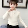 Suéter de niña, camisa de base gruesa, otoño e invierno, nuevo, suave, encerado, para niños, todo a juego, suéter de cuello alto medio para niñas.