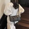 Bolso Cruzado Casual Nuevo para Mujer, Bolso Versátil Deportivo para Fitness, Bolso Ligero Sencillo Tipo Almohada, Bolso de Hombro para Viajes Diarios de Mujer