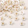 Colgante Mini Flor de Resina Adorno Colgante Colgante de Osmanthus Pulsera Pendiente Hecho a Mano DIY Joyería Cuentas Sueltas Accesorios Materiales Venta al por Mayor