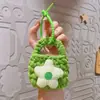 Bolsa de Fone de Ouvido Feita à Mão de Crochê de Celebridade da Internet, Porta-Moedas Criativo Tecido, Chaveiro de Florzinha Criativa, Boneca Boneca Atacado