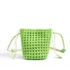 2026 Bolso de Letras Tejido Clásico Estilo Fresco Dulce Bolso Cubo Bolso de Hombro de Gama Alta Bolso de Axila