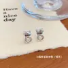 Brincos de Pino Reto com Zircônia Micro-Incrustada de Cobre Desenho Animado Gato Kt Par Único Coleção para Mulheres, Agulha de Prata Fofo Doce Cool Brincos para Estudantes