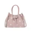 Bolsa de Mão Simples com Bolinhas Estilo Coreano 2026 Verão Nova Bolsa Transversal de Personalidade de Alto Valor Bolsa Saco para o Trabalho e Dia a Dia