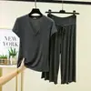 Conjunto informal de verano para mujer: camiseta modal de manga corta con cuello en V, pantalones cropped finos de talla grande con cordones y volantes