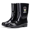 Botas de lluvia para hombre de protección laboral, botas de lluvia cortas de caña alta, impermeables, antideslizantes, con forro de felpa engrosado, resistentes a ácidos y álcalis, botas de agua extra altas, botas de goma para cocina