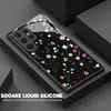 Funda de vidrio para teléfono con fondo negro suave y atmosférico con flores silvestres coloridas, adecuada para Samsung A71/S25 Ultra
