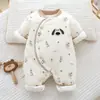 Mameluco grueso para bebé, ropa de algodón puro para recién nacidos, conjunto acolchado de otoño e invierno de 150 g estilo mariposa, ropa cálida de algodón para recién nacidos