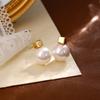 Pendientes de Perla Gris Cuadrados Pequeños 2024 Nueva Moda para Mujer Otoño e Invierno Lujo Ligero Alta Gama Aretes Elegantes para la Oficina