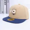 Boné de Baseball Infantil Color Block com Logo de Letra Atacado, Chapéu Hip-Hop de Aba Reta para Crianças, Chapéu de Sol para Caminhada ao Ar Livre