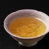 Xícara Mestra de Cerâmica com Design de Flor de Rosa, Xícara de Chá com Pé Alto para Uso Doméstico, Xícara de Chá de Alto Valor Estético, Xícara de Conjunto de Chá Kung Fu