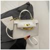Bolso Pequeño Kelly de Gama Alta con un Toque Vintage, Bolso para Mujer con Hebilla de Cierre Niche 2026, Bolso de Mano Elegante para Hombro Cruzado