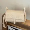 Bolsas de Nicho Super Quentes para Mulheres Verão 2026 Nova Moda Versátil Bolsa Transversal Exquisita Mini Bolsa para Celular Bolsa Quadrada Pequena