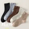 Meias Femininas Meias de Comprimento Médio Meias de Algodão Outono e Inverno Cintura Média Ins Tendência Meias Empilhadas Meias Femininas Meias de Novo Estilo Meias Esportivas