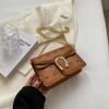 Bolsa Pequeña Explosiones de Moda 2023 Nueva Bolsa para Mujer Popular Estilo Occidental Todo-partido Cadena Bolso Cruzado Bolso Cuadrado Pequeño de Gama Alta