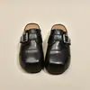 Zapatillas versátiles de otoño, gruesas y cómodas, con cobertura para la cabeza, zapatillas casuales a media altura para mujer, suela japonesa, nuevas zapatillas retro de un paso 2026